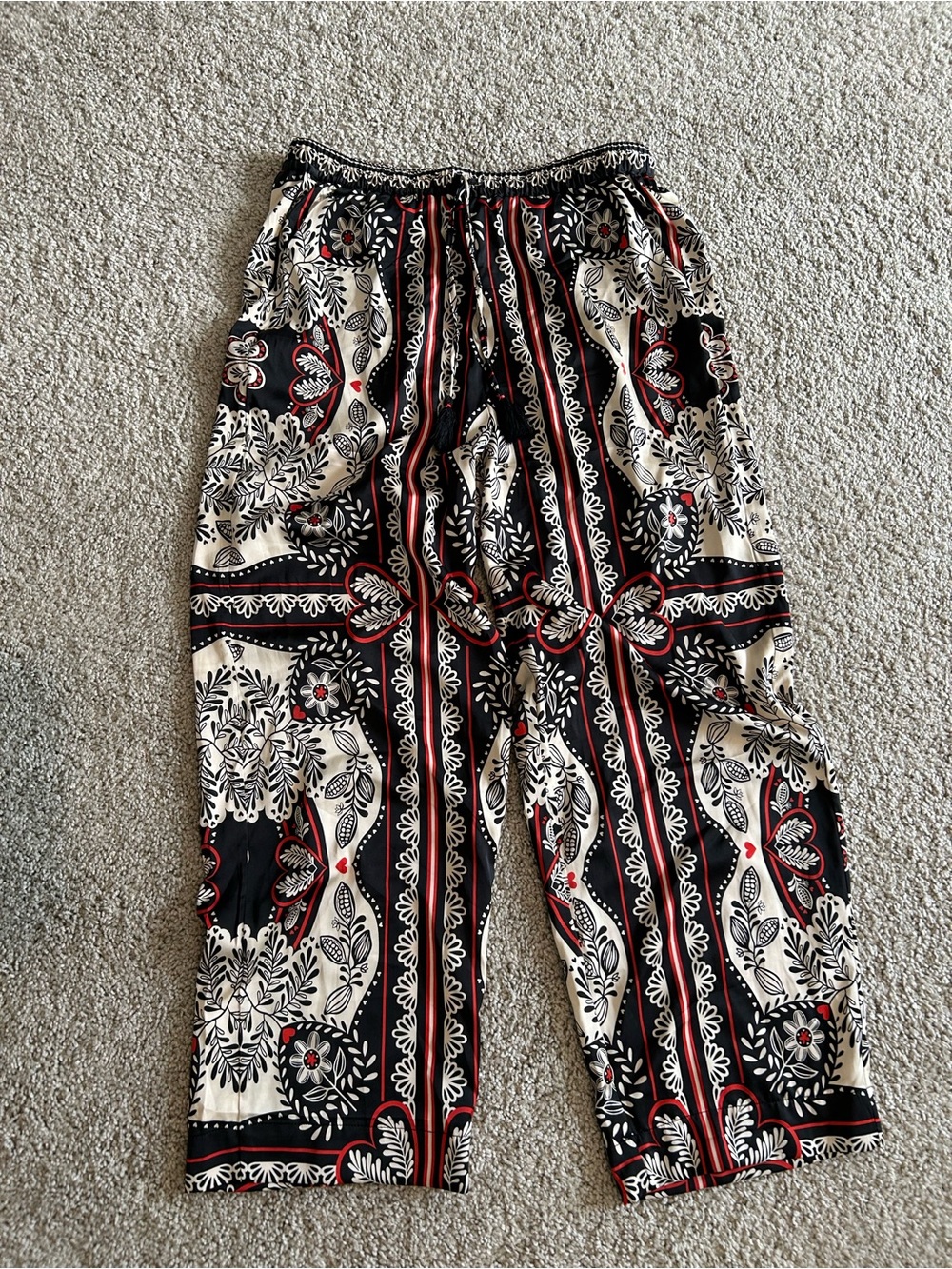 Rachel Zoe Black Cream and Red Floral-Print wide leg pants